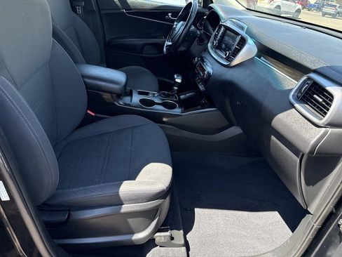 Used 2020 Kia Sorento S AWD/4WD image 11