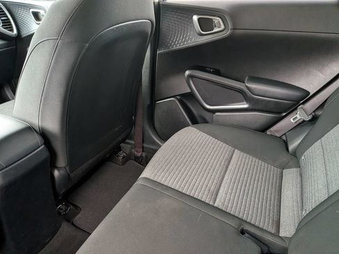 Used 2021 Kia Soul S FWD image 35