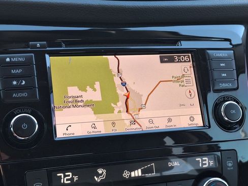 Used 2019 Nissan Rogue SL w/ Premium Package image 23