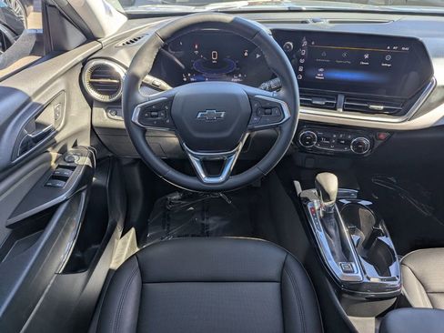 Used 2025 Chevrolet Trax ACTIV w/ Driver Confidence Package image 20