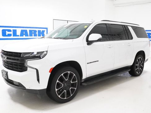 Used 2023 Chevrolet Suburban RST w/ Luxury Package RWD image 12