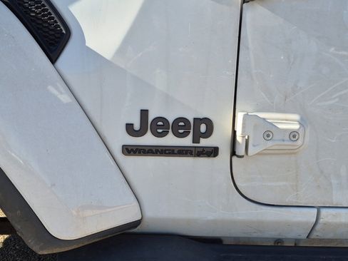 Used 2021 Jeep Wrangler Sport S image 8