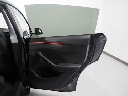 Used 2026 Tesla Model Y 2WD image 63