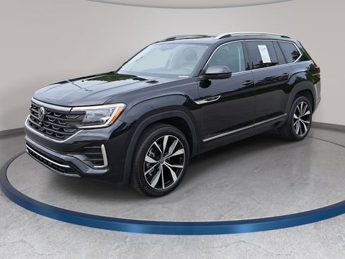 Certified 2026 Volkswagen Atlas SEL Premium R-Line AWD/4WD image 1