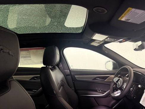 Used 2025 Jaguar F-PACE R-Dynamic S image 35