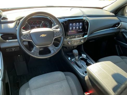 Used 2023 Chevrolet Traverse LT AWD/4WD image 29