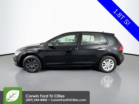 Used 2015 Volkswagen Golf S FWD image 6