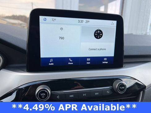 Used 2022 Ford Escape SE w/ Cold Weather Package image 17