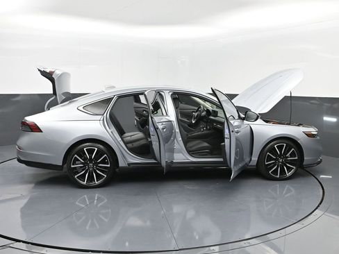 Used 2023 Honda Accord Touring image 56