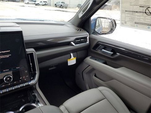 New 2026 GMC Yukon Elevation image 15