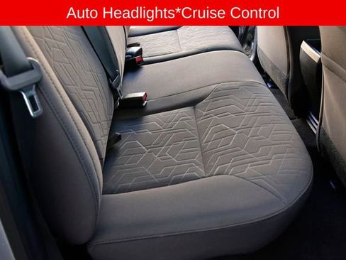 Used 2017 Toyota Tacoma TRD Off-Road w/ Premium & Technology Package image 13