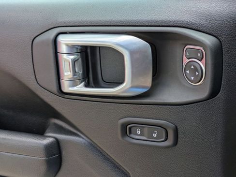 Used 2021 Jeep Wrangler Unlimited Sport AWD/4WD image 2