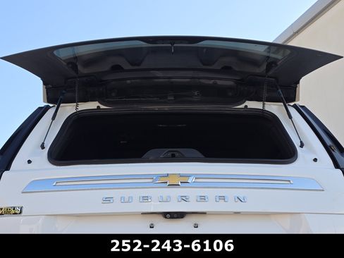 Used 2021 Chevrolet Suburban High Country image 39