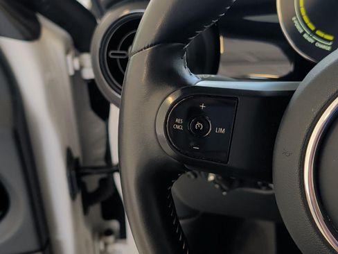 Used 2023 MINI Cooper SE FWD image 19