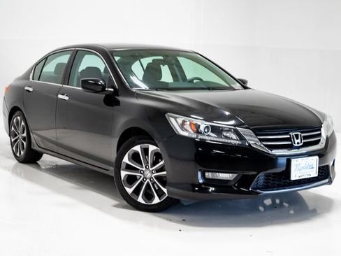 Used 2015 Honda Accord Sport image 6