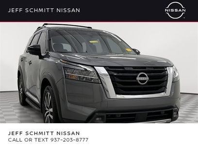 Used 2024 Nissan Pathfinder Platinum w/ Cargo Package