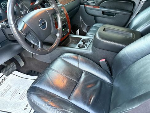 Used 2010 Chevrolet Silverado 1500 LTZ w/ Max Trailering Pack AWD/4WD image 13