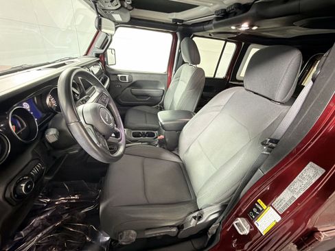 Used 2021 Jeep Wrangler Unlimited Sport image 13