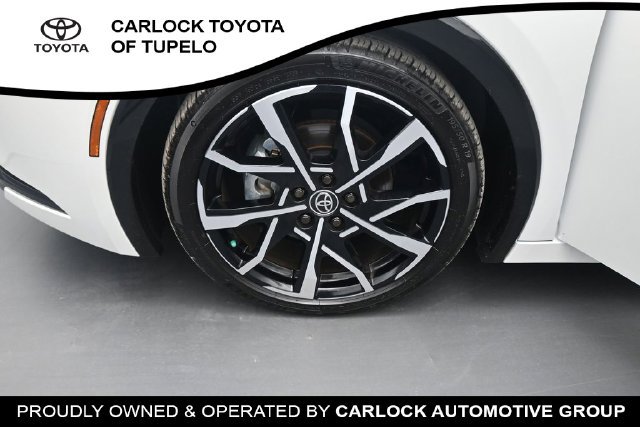 Used 2026 Toyota Prius Plug-In Hybrid FWD image 47