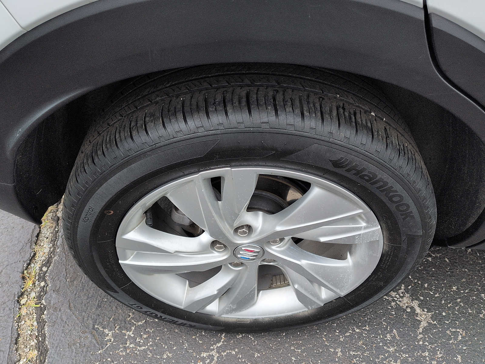 Used 2025 Buick Encore GX Preferred FWD image 9