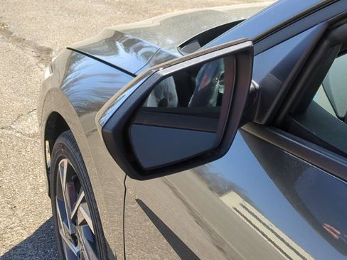 New 2025 Hyundai Elantra SEL image 6