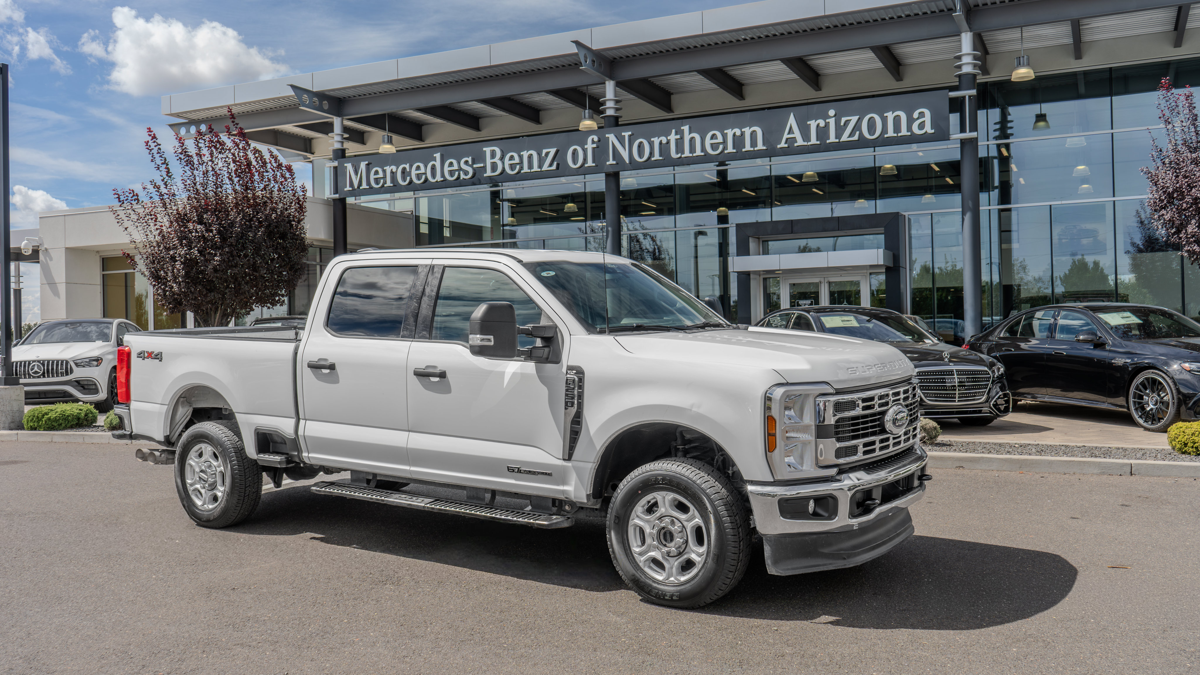 Used 2025 Ford F250 XLT AWD/4WD image 1
