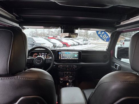 Used 2024 Jeep Wrangler Rubicon 392 image 29