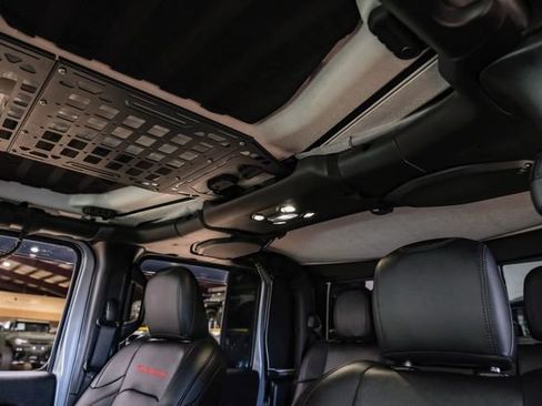 Used 2021 Jeep Gladiator Rubicon image 16