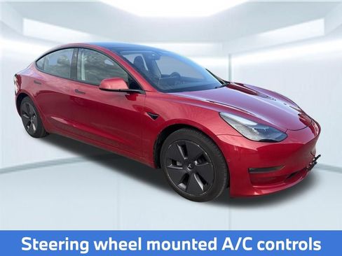 Used 2022 Tesla Model 3 Long Range AWD/4WD image 18