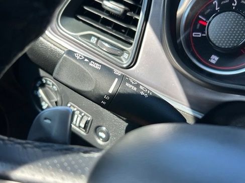 Used 2022 Dodge Challenger R/T RWD image 27