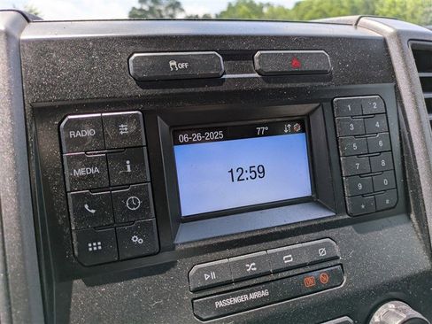 Used 2020 Ford F550 2WD Crew Cab Super Duty image 28