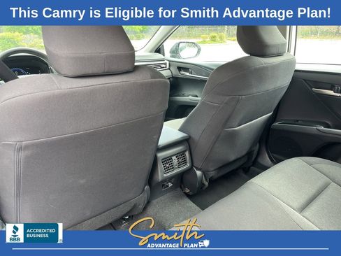 Used 2025 Toyota Camry LE FWD image 17