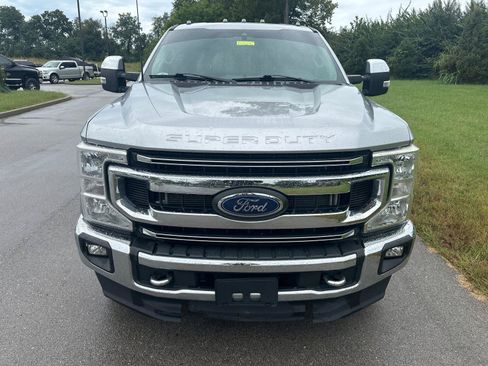 Used 2021 Ford F250 XLT w/ XLT Premium Package AWD/4WD image 2