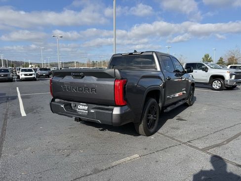 Used 2022 Toyota Tundra SR5 image 8