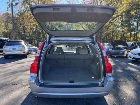 Used 2006 Volvo V70 2.5T image 29