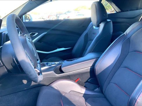 Used 2022 Chevrolet Camaro ZL1 image 17