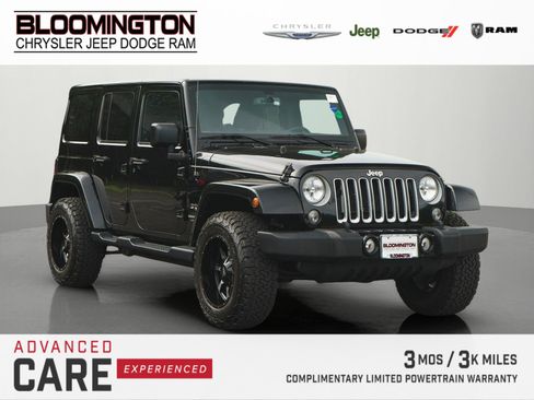 Used 2018 Jeep Wrangler Unlimited Sahara w/ Connectivity Group AWD/4WD image 1