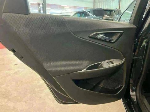 Used 2023 Chevrolet Malibu LT image 31