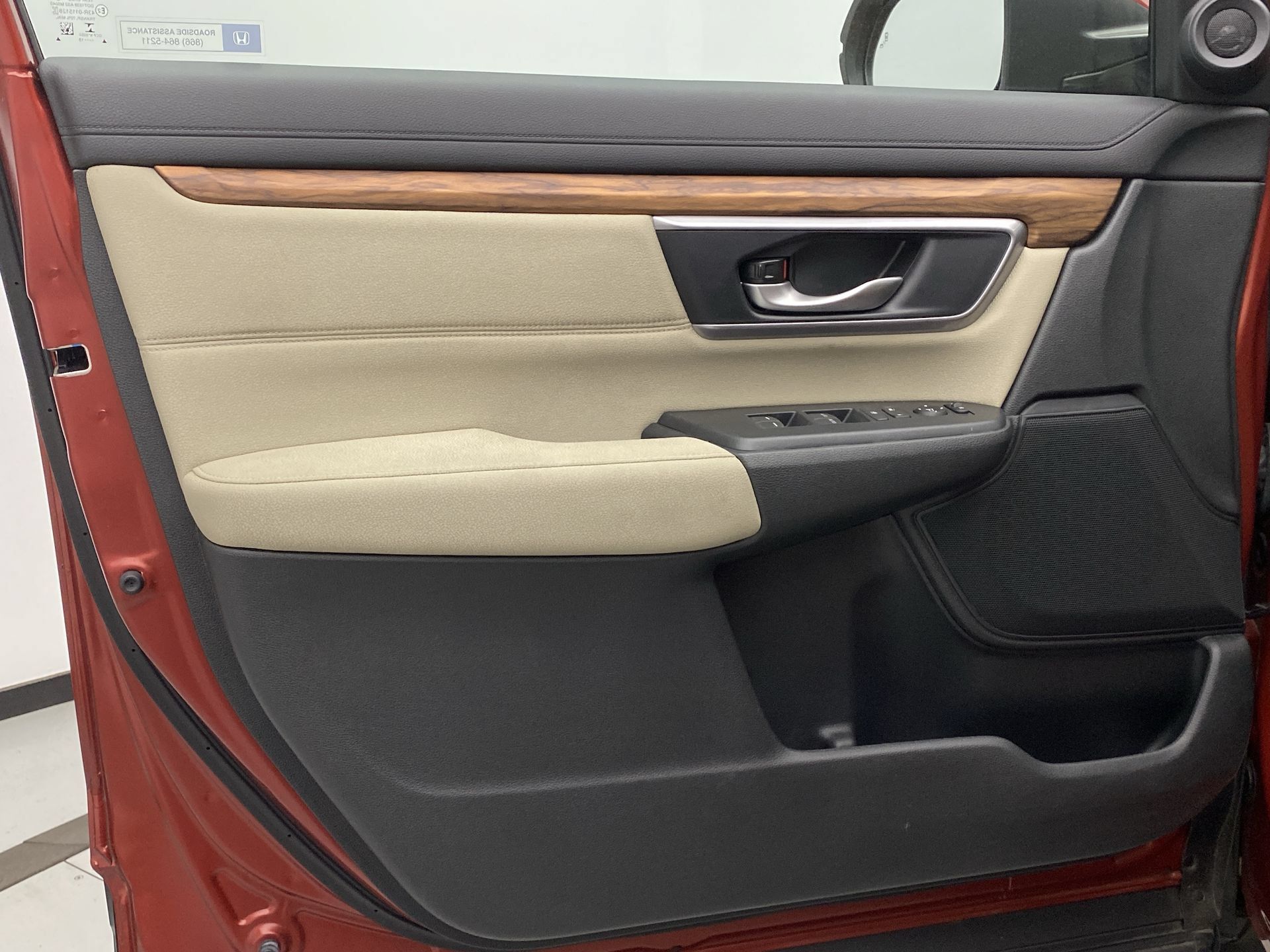 Used 2018 Honda CR-V EX image 9