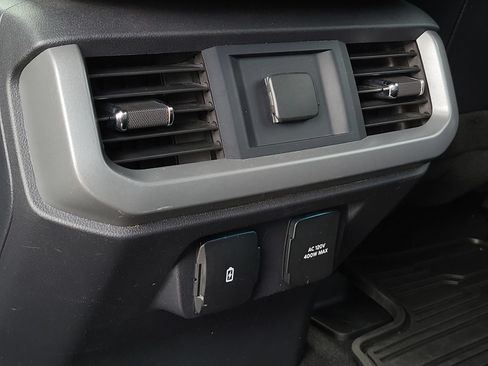 Used 2024 Ford F150 Lariat w/ FX4 Off-Road Package AWD/4WD image 21