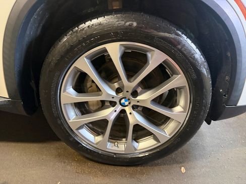 Used 2019 BMW X5 xDrive40i w/ Convenience Package image 29