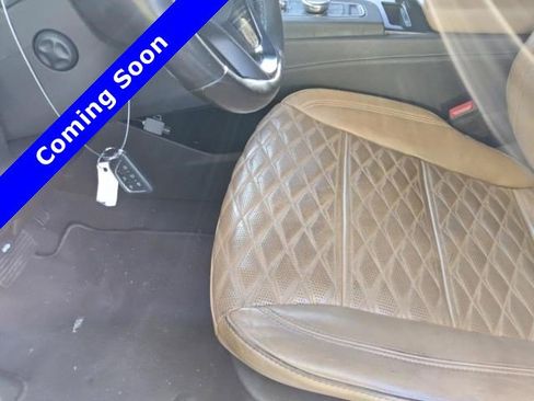 Used 2021 Cadillac Escalade Premium Luxury RWD image 11