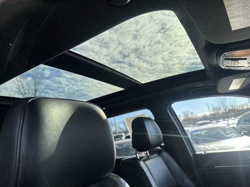 Used 2020 Jeep Grand Cherokee Limited w/ Luxury Group II image 26