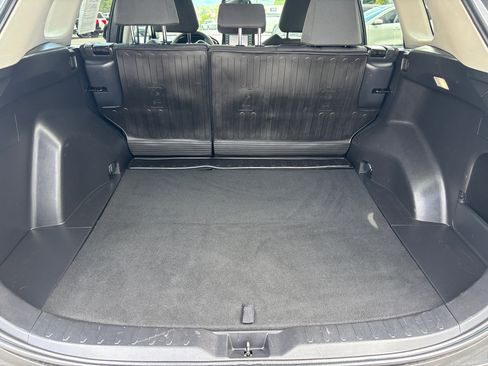 Used 2022 Toyota RAV4 XLE image 11