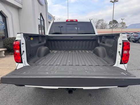 Used 2018 Chevrolet Silverado 1500 LT w/ All Star Edition image 6