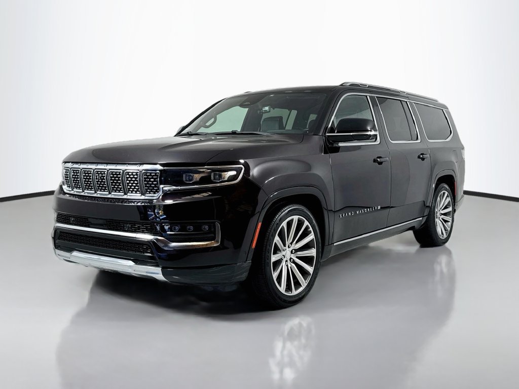 Used 2023 Jeep Grand Wagoneer L Series II AWD/4WD image 3