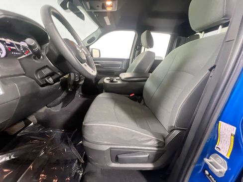 Used 2022 RAM 1500 Classic Warlock AWD/4WD image 19
