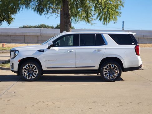 Used 2023 GMC Yukon Denali Ultimate image 4