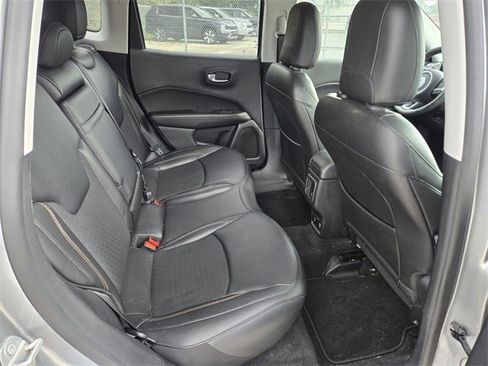 Used 2019 Jeep Compass Latitude w/ Popular Equipment Group image 15