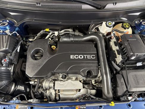 Used 2020 Chevrolet Equinox LT FWD image 27